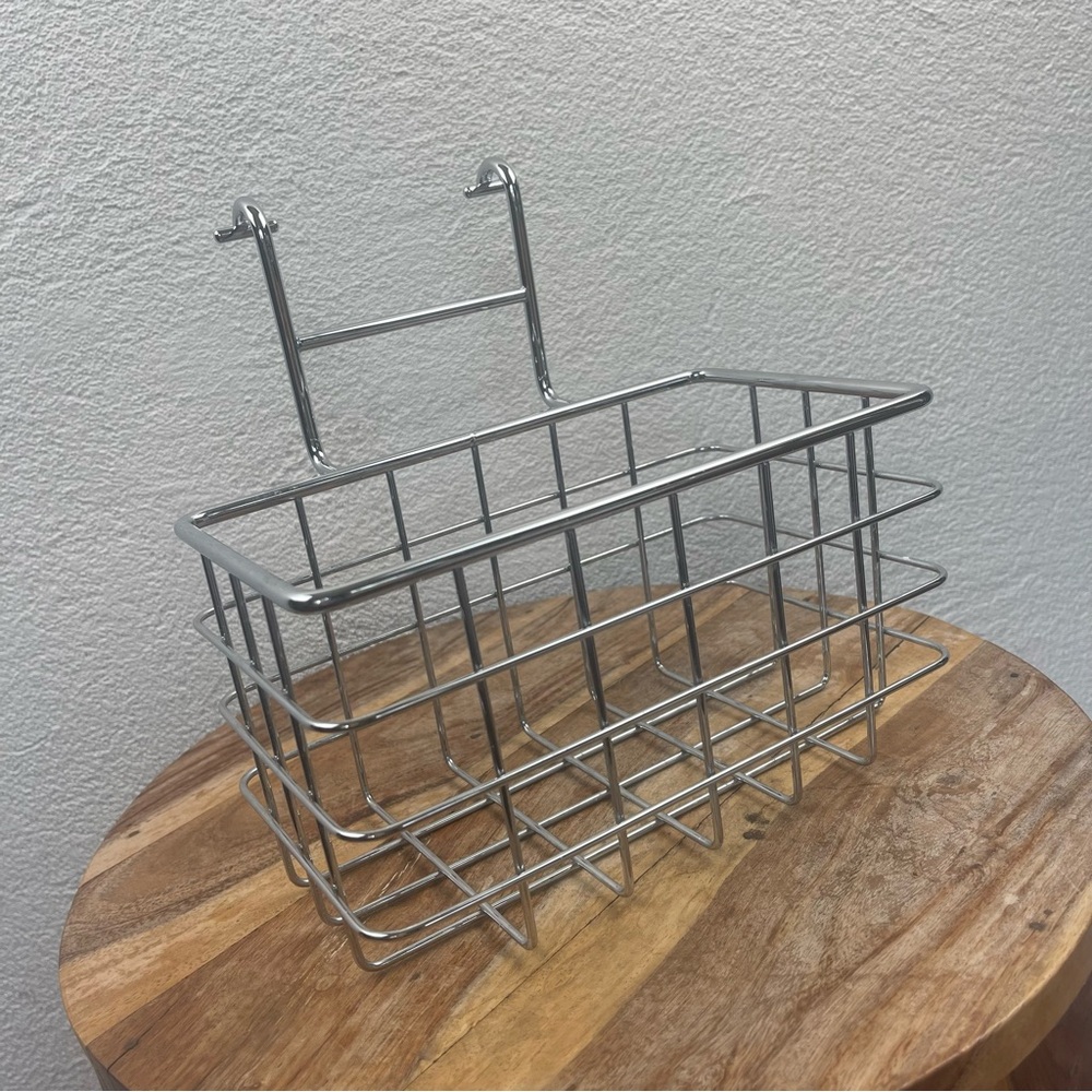 Pottery Barn l Retro Vintage Chrome Bathroom Kitchen Utility Wire Basket Storage